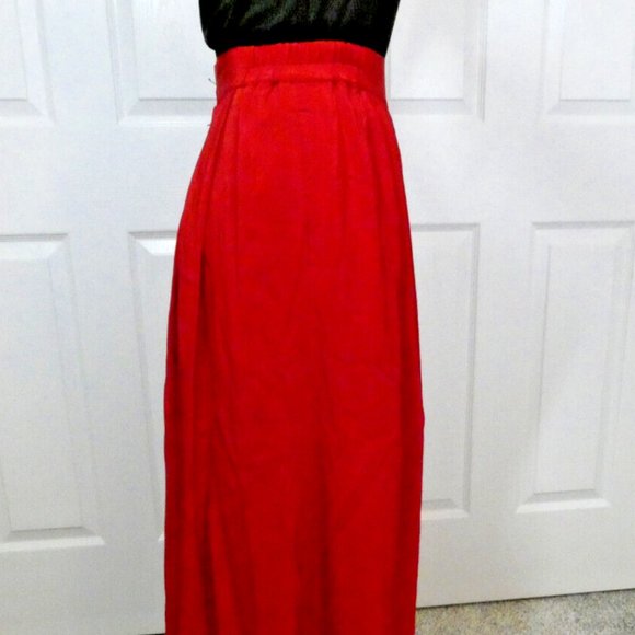 Red Long Skirt 100% SILK Vintage Made in Hong Kong Pockets Omanti Womens Size 6 - Picture 4 of 9